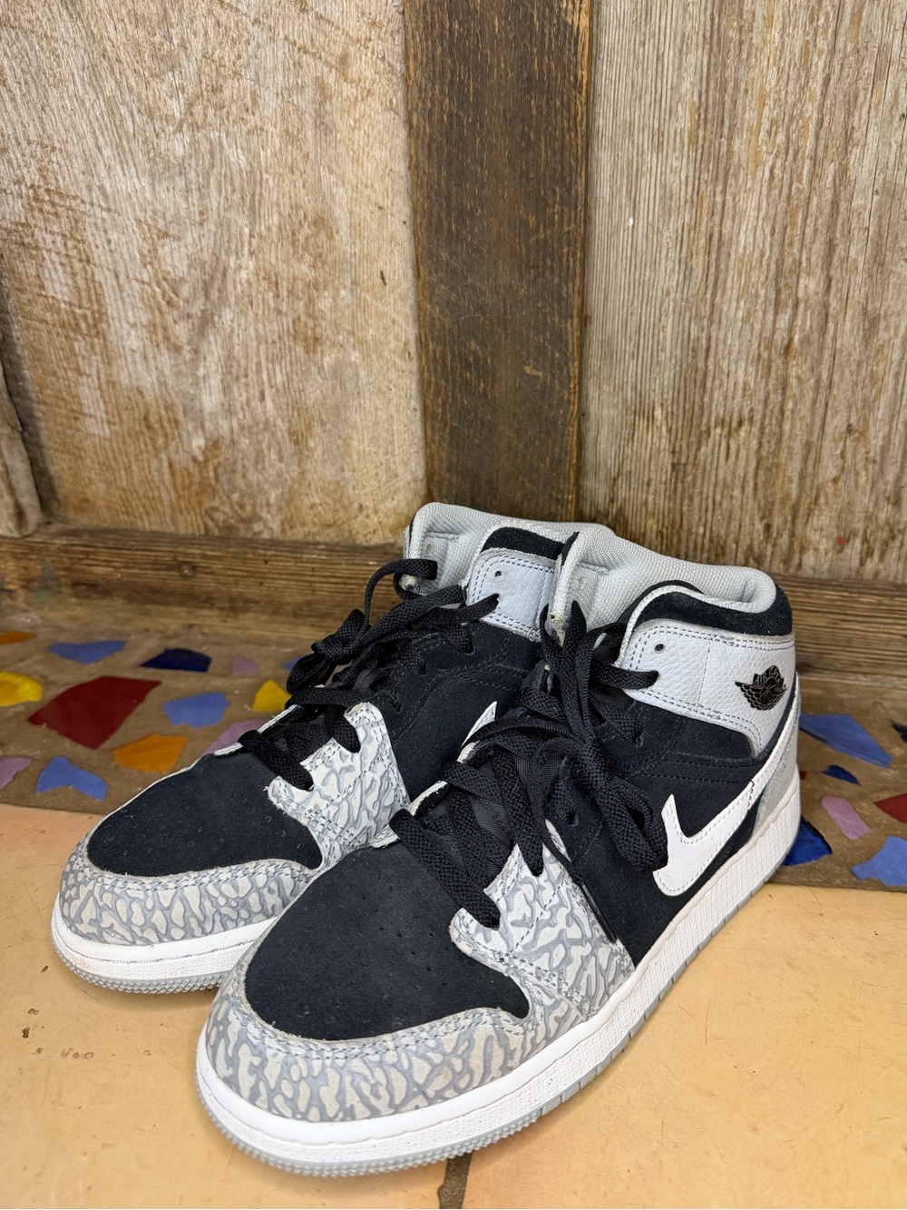 Air Jordan 1 Mid SE 'Elephant Toe' Sneakers Grey Black White DM6216 (Y 6.5/W 7)